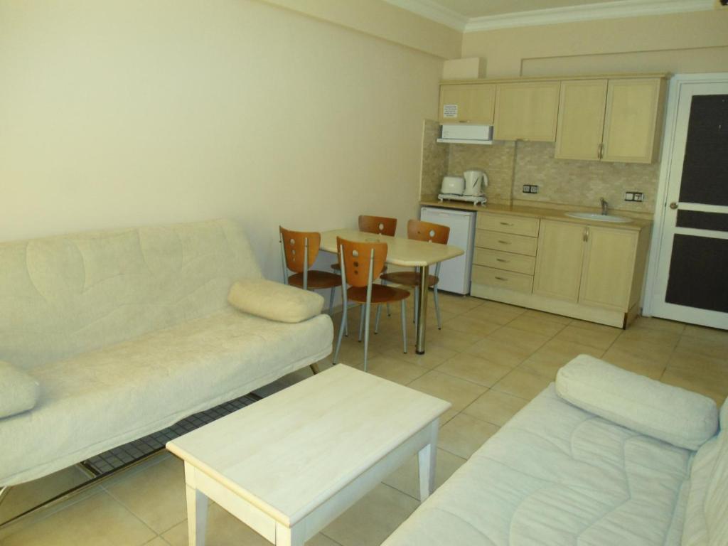 Club Dena Aparthotel มาร์มาริส ภายนอก รูปภาพ