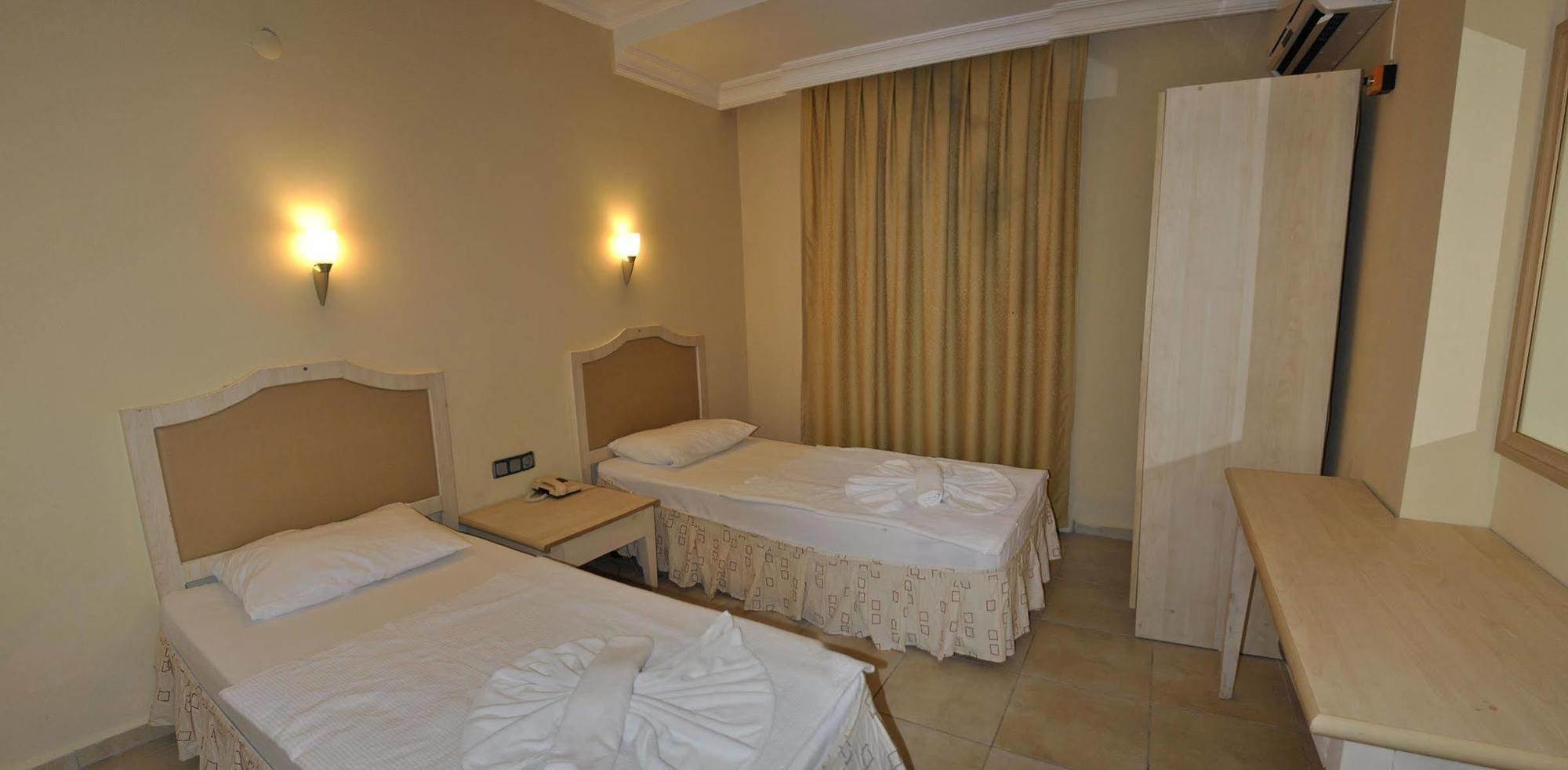 Club Dena Aparthotel มาร์มาริส ภายนอก รูปภาพ